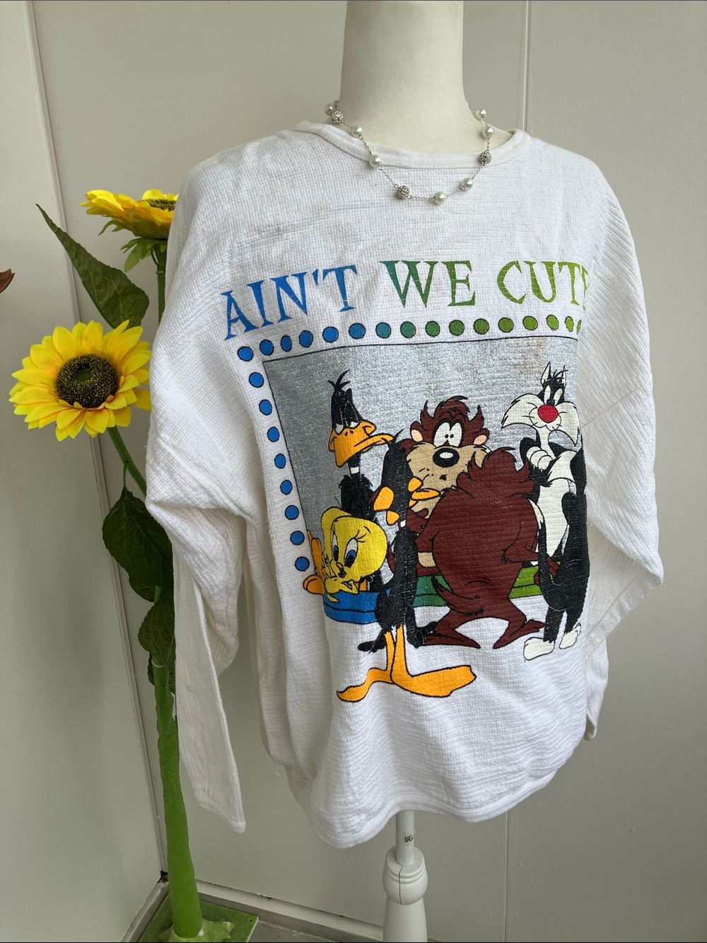 Vintage 90s Oversized Lightweight Looney Tunes Pullover Crew Neck Sweatshirt